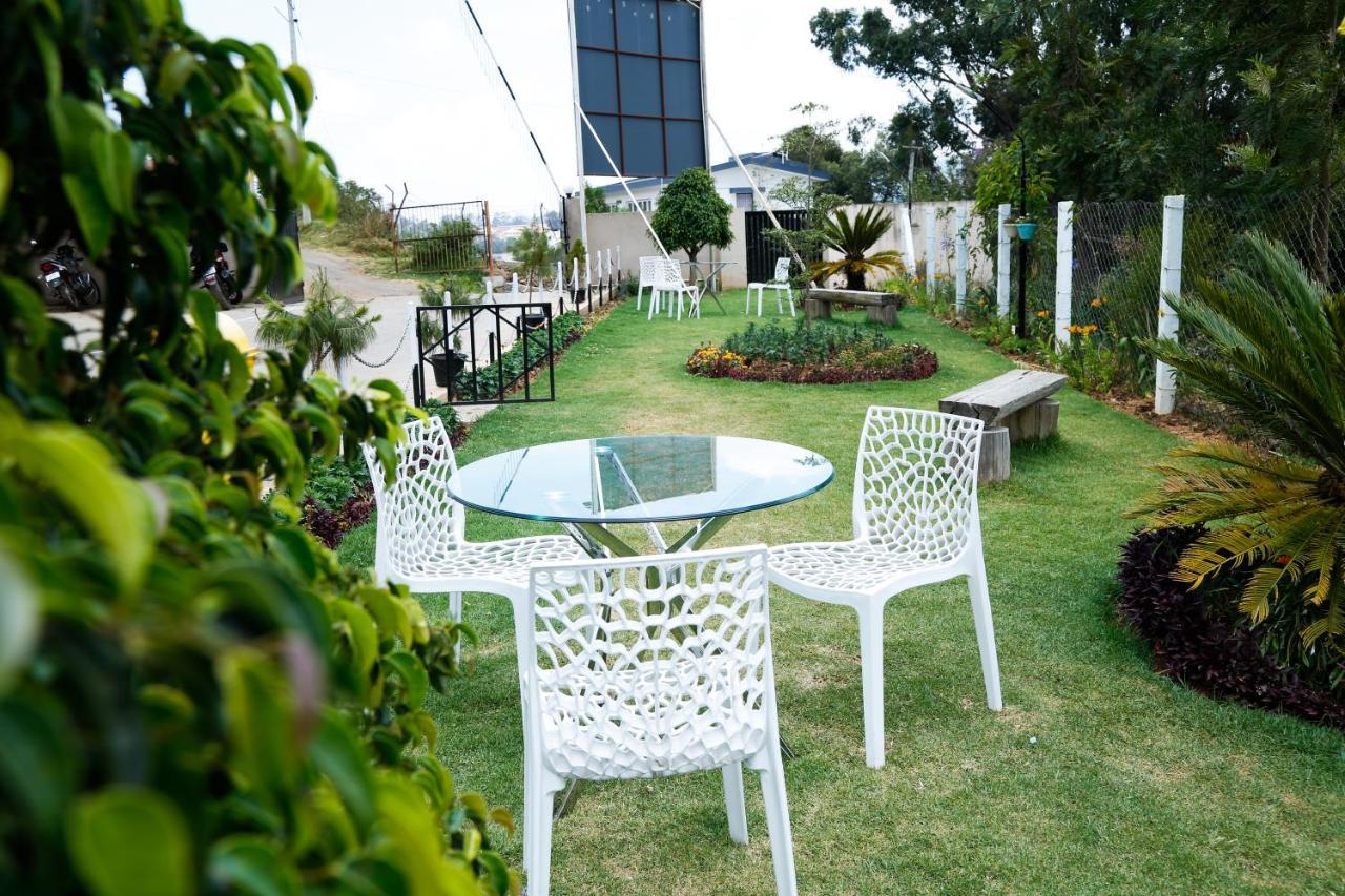 Paradise Perfect - Non Smoking Non Alcoholic No Unmarried Couples Ooty Eksteriør billede